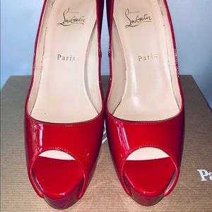Christian Louboutin heels 👠 ✨